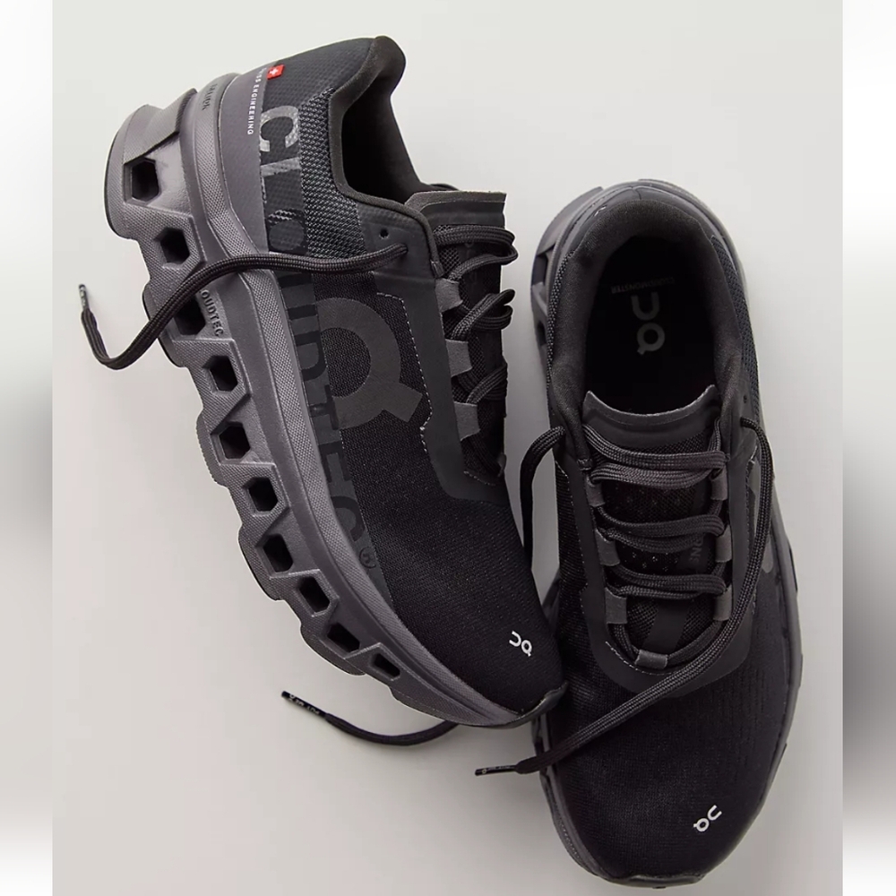 Women's On Cloudmonster Sneakers in Black/slate grey Size 11